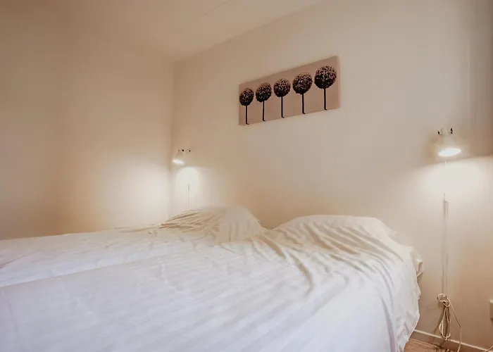 With Waterpark Nearby *