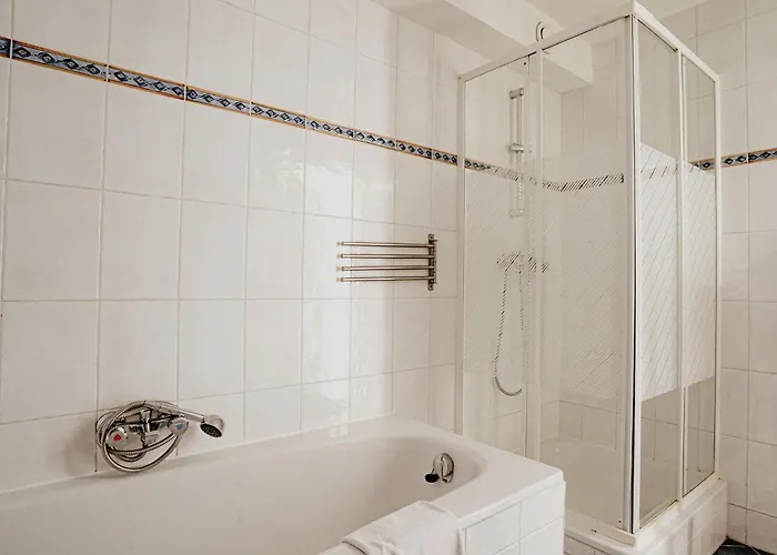 With Waterpark Nearby *