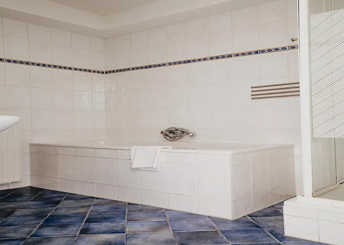 With Waterpark Nearby